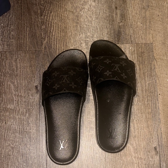 Louis Vuitton Slides - Picture 1 of 2